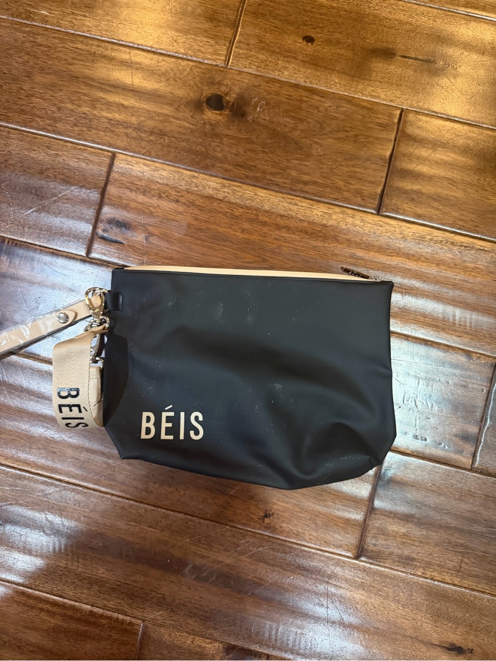 BÉIS Black Cosmetic Pouch with Cream Trim